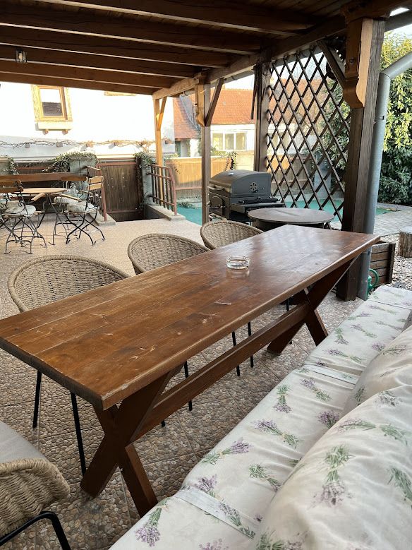Außenterrasse mit Pergola, Apartment U Krčků in Südmähren